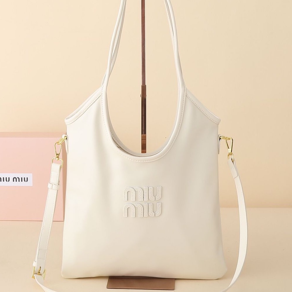 Miu Miu  thumbnail