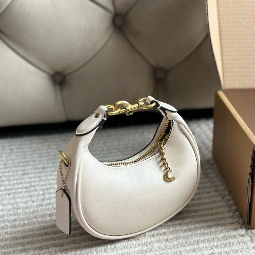 Coach Mini  thumbnail