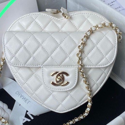 Heart Chanel  thumbnail