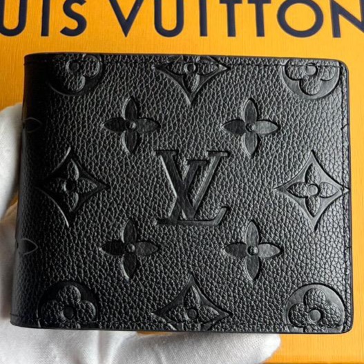 LV Fold Wallet  thumbnail
