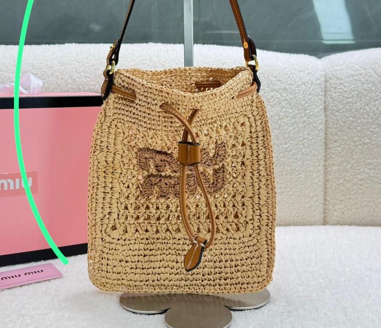Miu Miu Crochet thumbnail