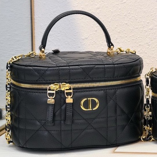 Dior Makeup Bag thumbnail
