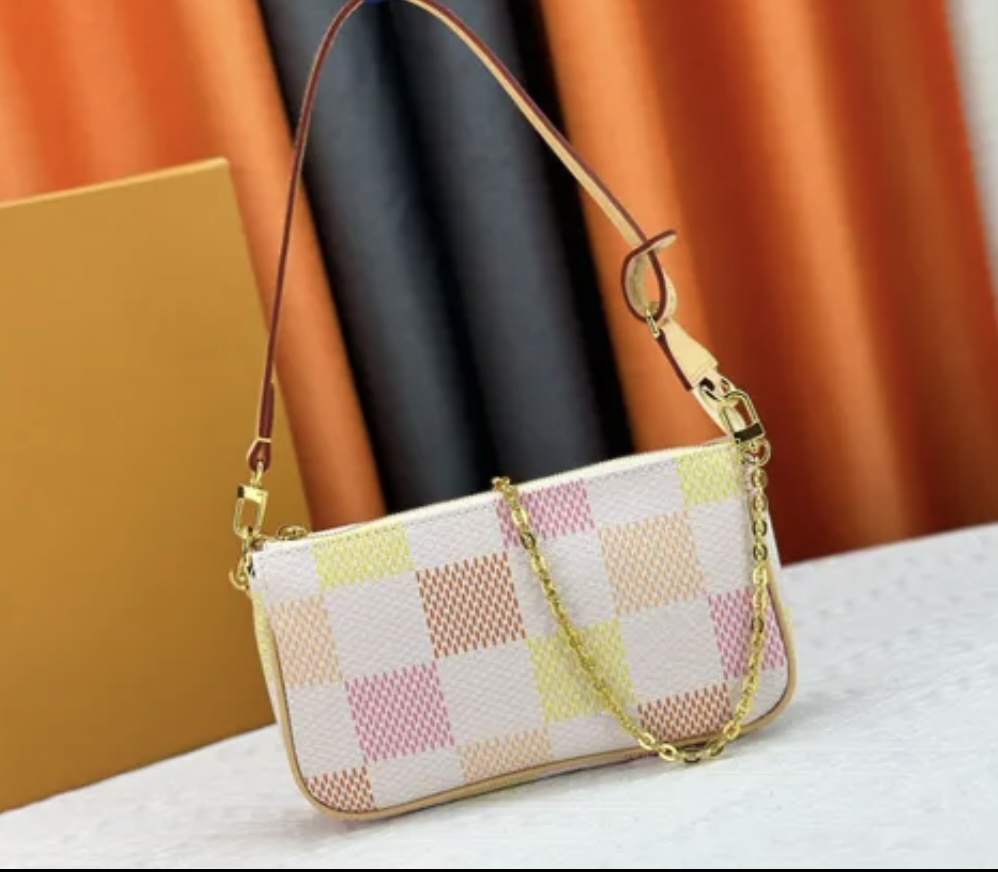 LV Chain  thumbnail