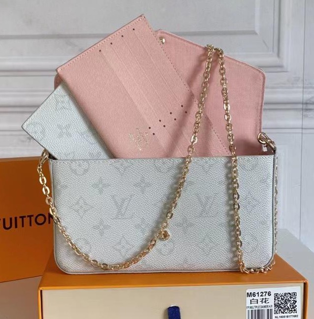 LV Envelope Chain thumbnail