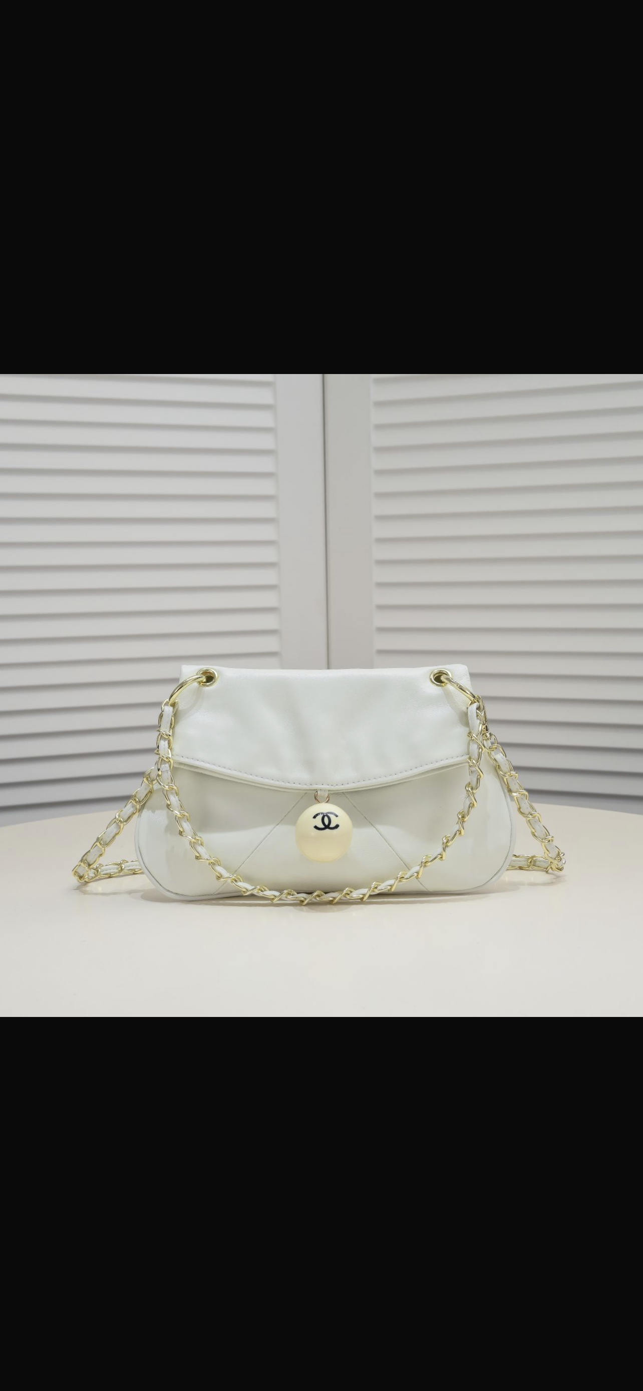 Chanel  thumbnail