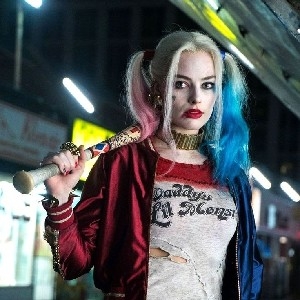 Hot/Badass Harley Queen thumbnail