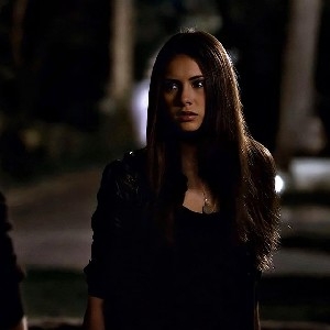 Stefan Tells Elena He's a vampire  thumbnail