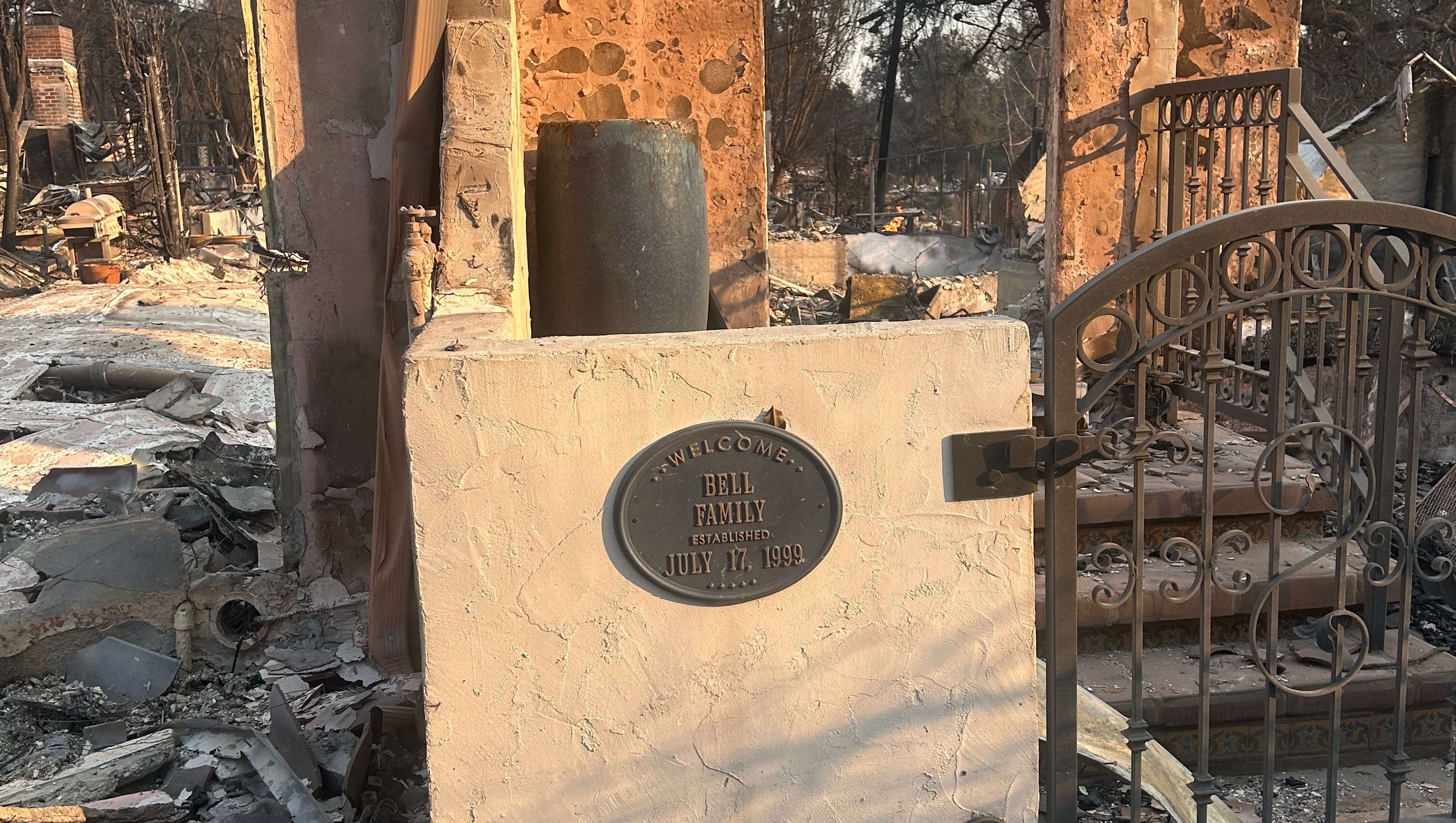 Donate to Help the Bell Family Rebuild After Eaton Fire, organized by Cushon Bell thumbnail