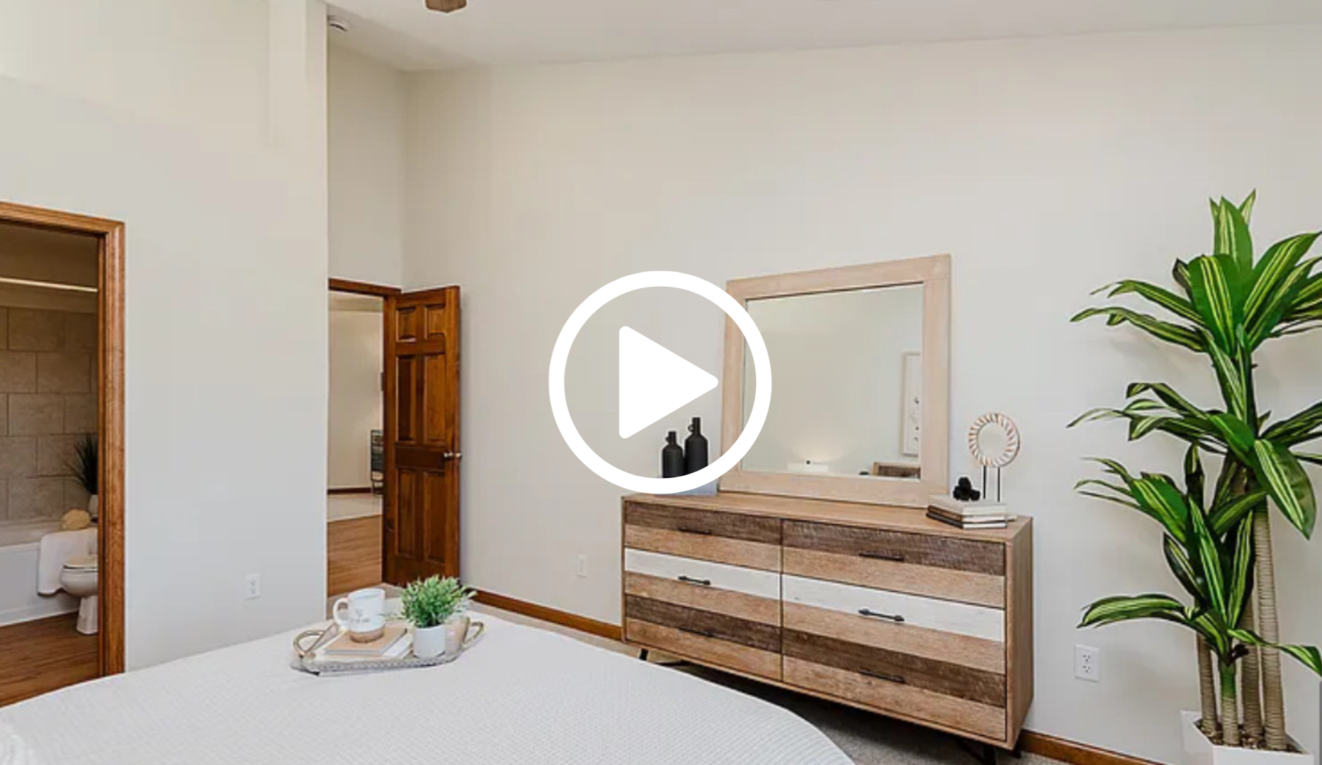 VAN SPRONSEN TOUR thumbnail