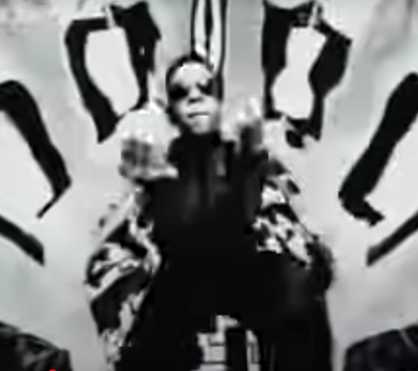 Glamma Kid feat. Shola Ama - Taboo thumbnail