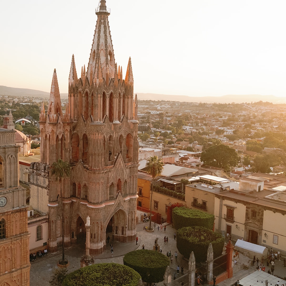 Over the moon feature - San Miguel de Allende thumbnail