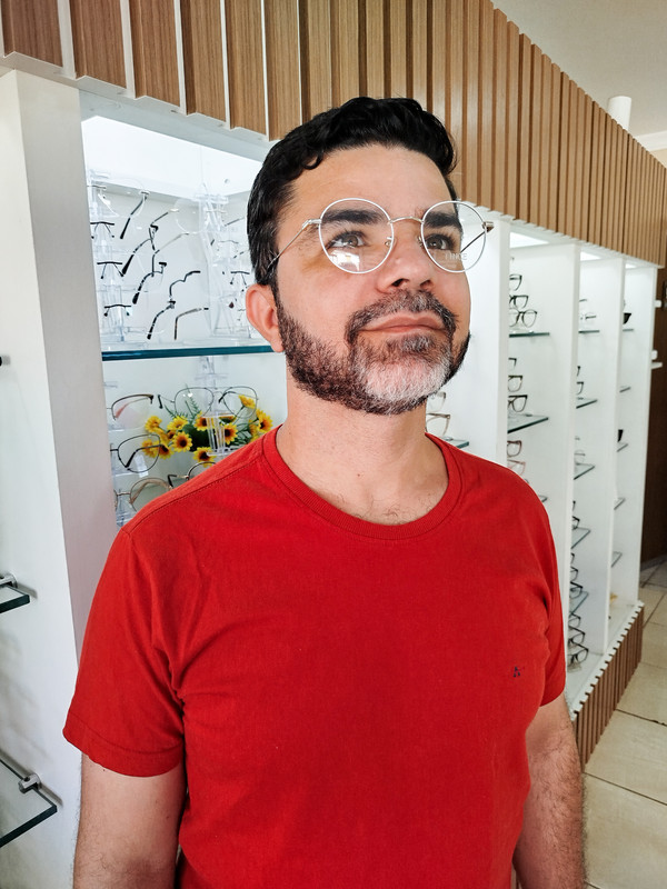 Mais do que óculos. Uma forma de ver o mundo. thumbnail