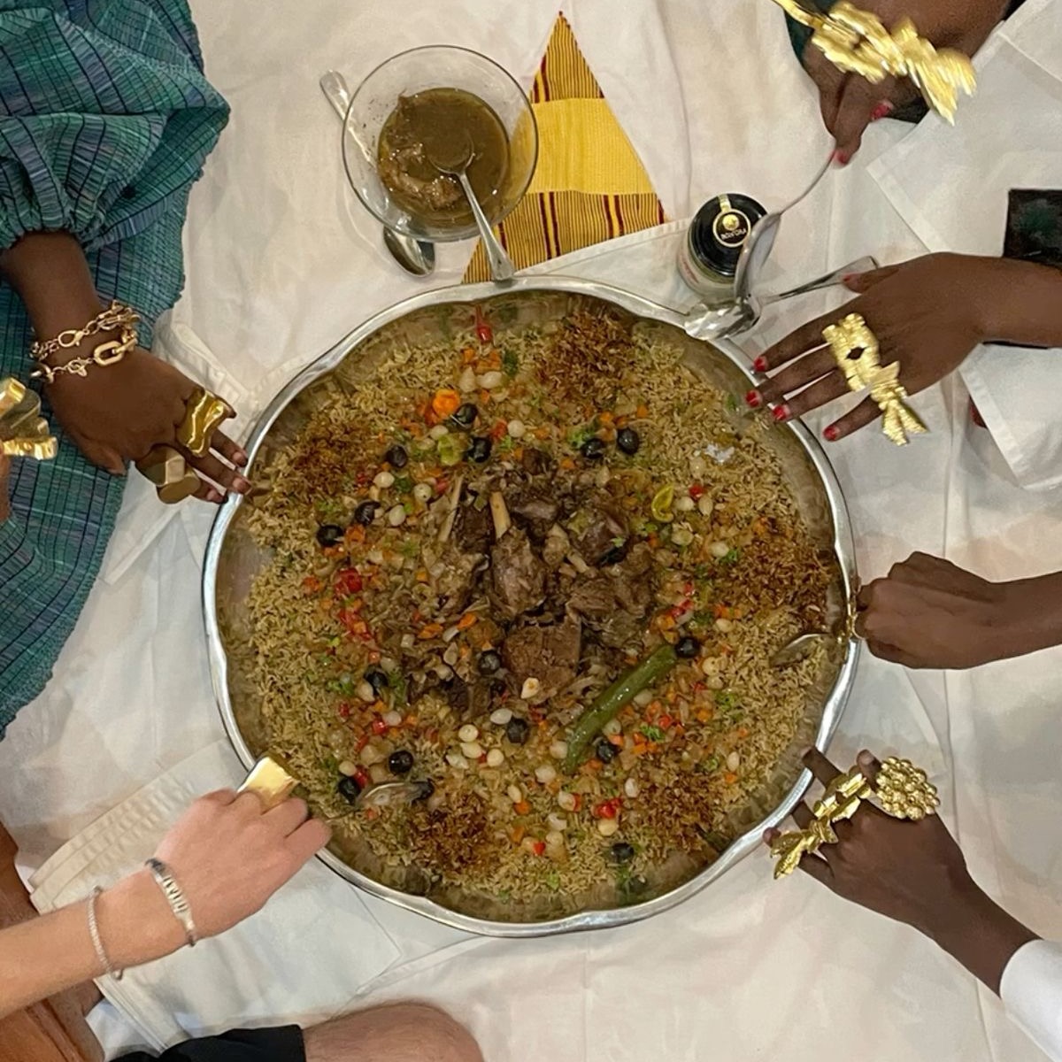 @athaareco (instagram)  ✿ thumbnail