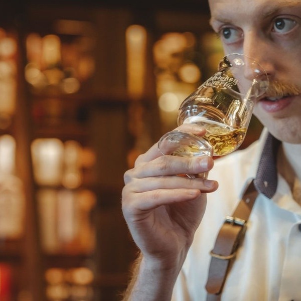 Whiskey Reserve - Rare & Reserved Whiskey Tasting thumbnail