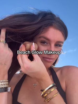 Beach glow w @rhode skin 🤍🏝️ #beachmakeup #glowy #rhodeskin #lightmakeup #rhodekit