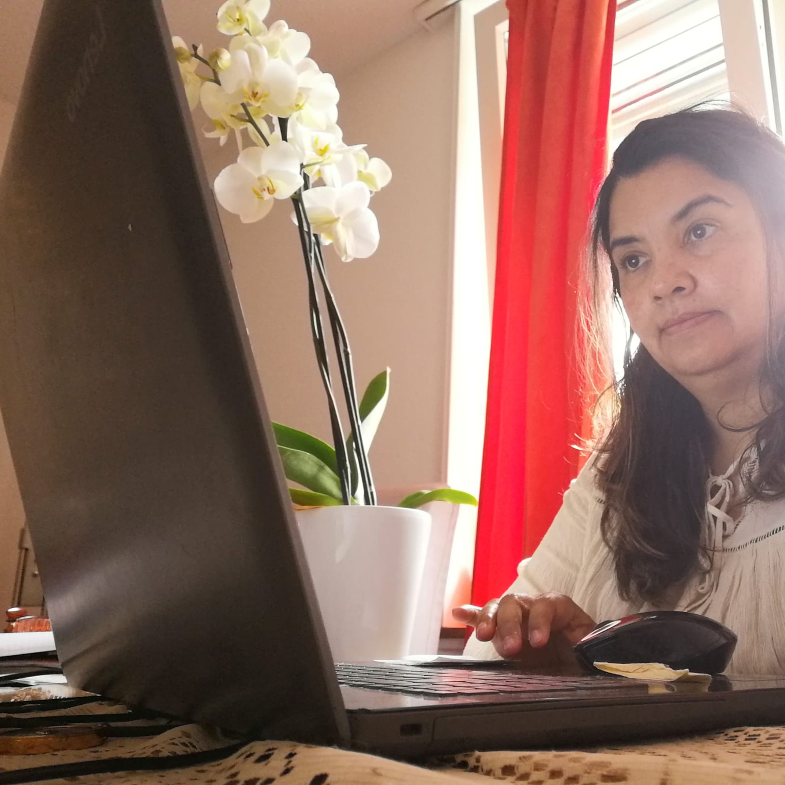 CONSULTORIA COM AROMATERAPIA E ORTOMOLECULAR thumbnail