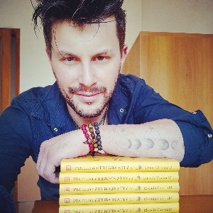 Video presentazione Longanesi thumbnail