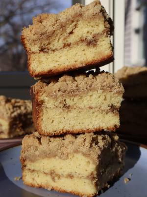 Cinnamon Crumb Coffee Cake Recipe All recipes found at www.ameliaisnotachef.com INGREDIENTS Cinnamon Crumb Topping * 2 c