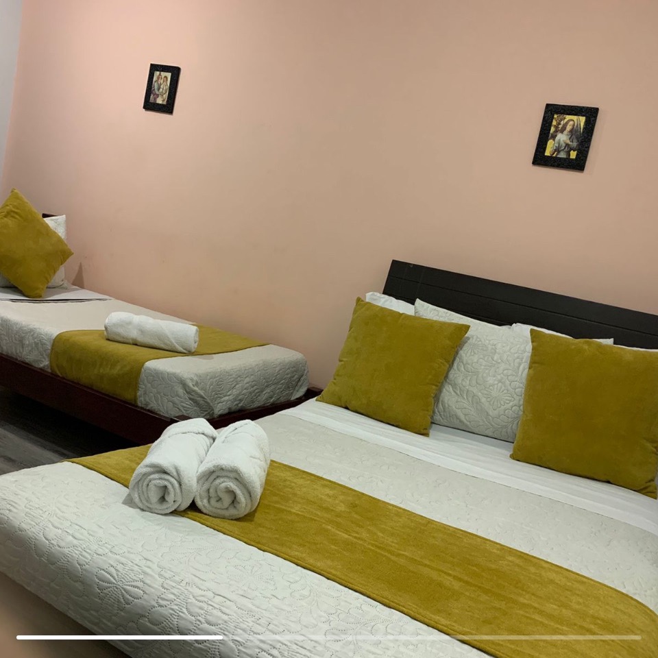 Habitación doble o triple de dos camas thumbnail