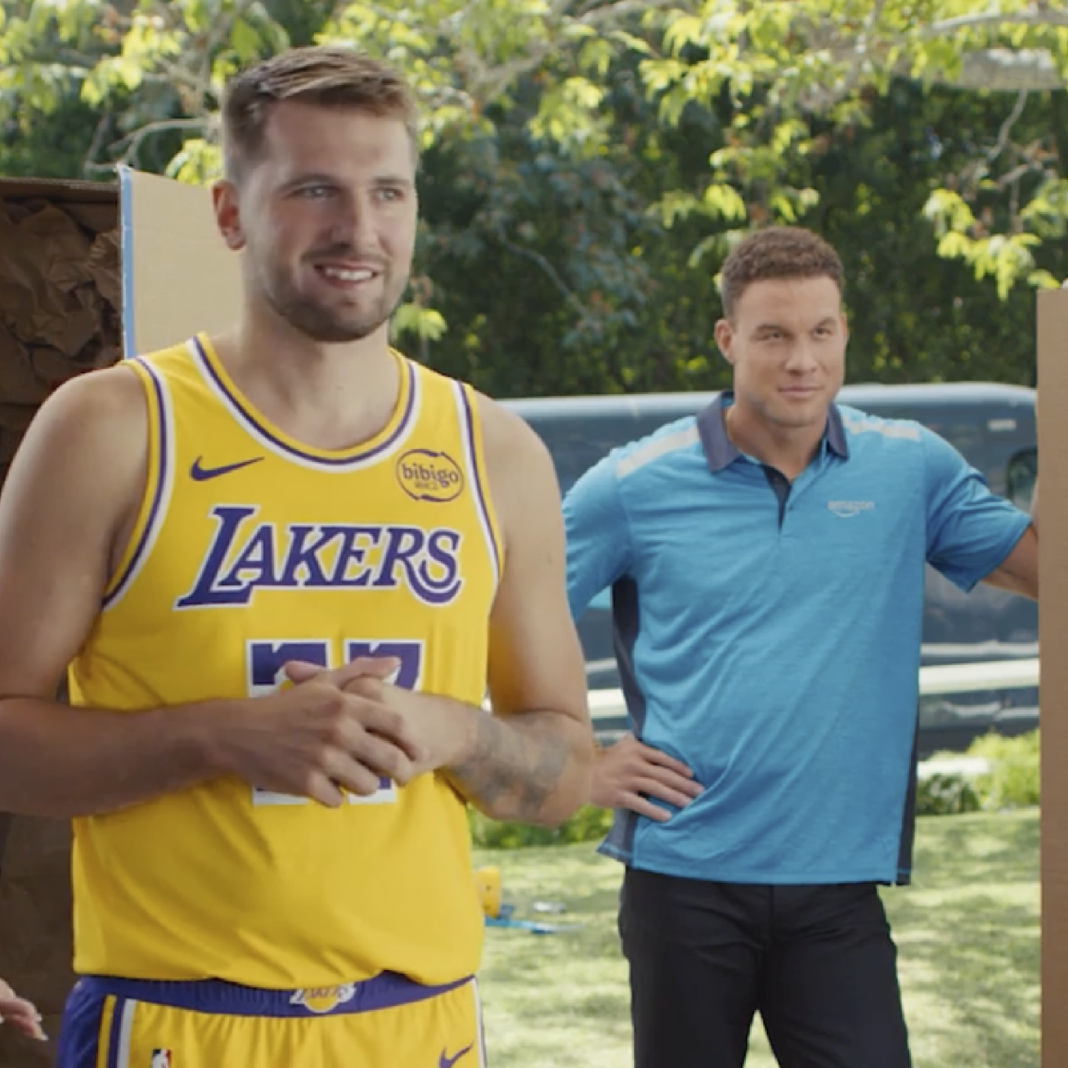 Hoop Superstars Delivered in Large Packages to Promote NBA on Prime thumbnail