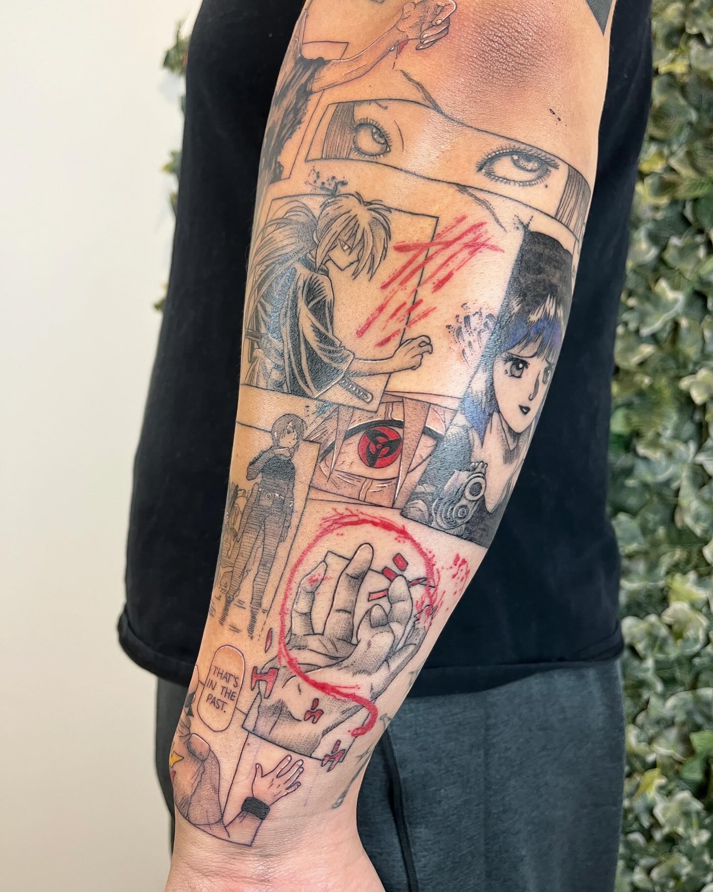 It was so much fun adding these panels to your arm Brendan, thank you for the trust! The surrounding work is healed with