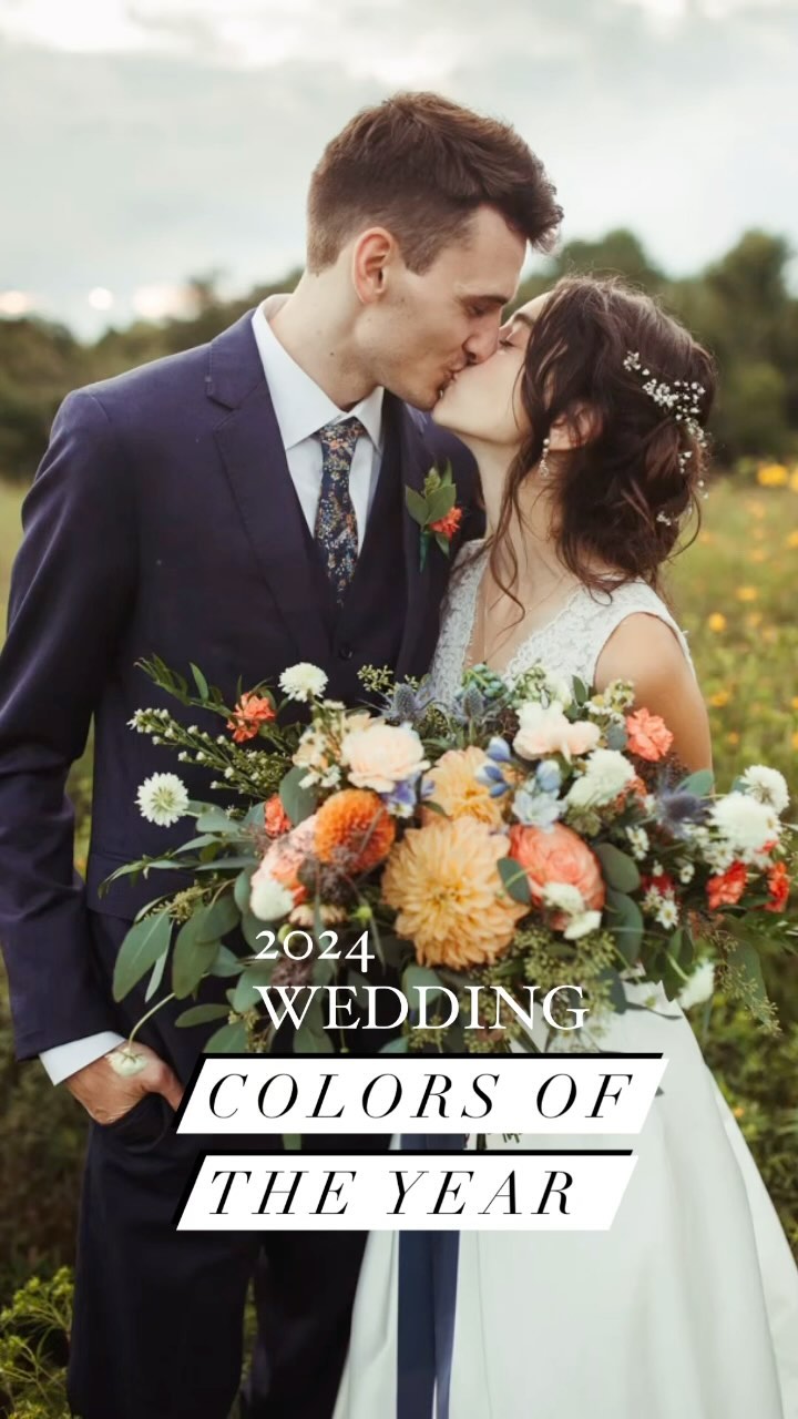 🍑Peach fuzz, with its warmth and nurturing qualities, adds a touch of thoughtfulness to any color scheme. By incorporati