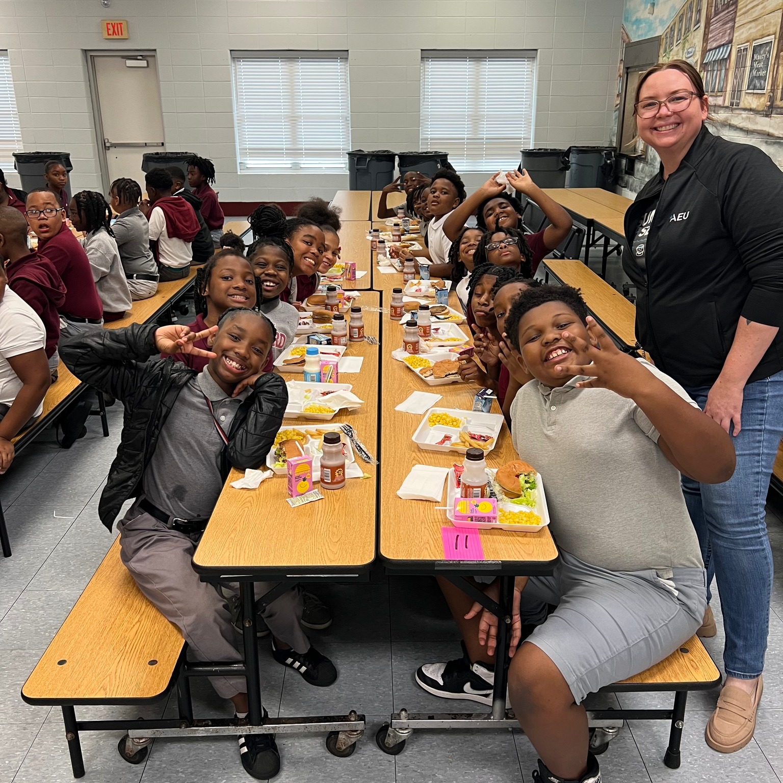 To celebrate World Teacher Day on October 4, we organized a surprise duty-free lunch for the teachers at Florence Howard