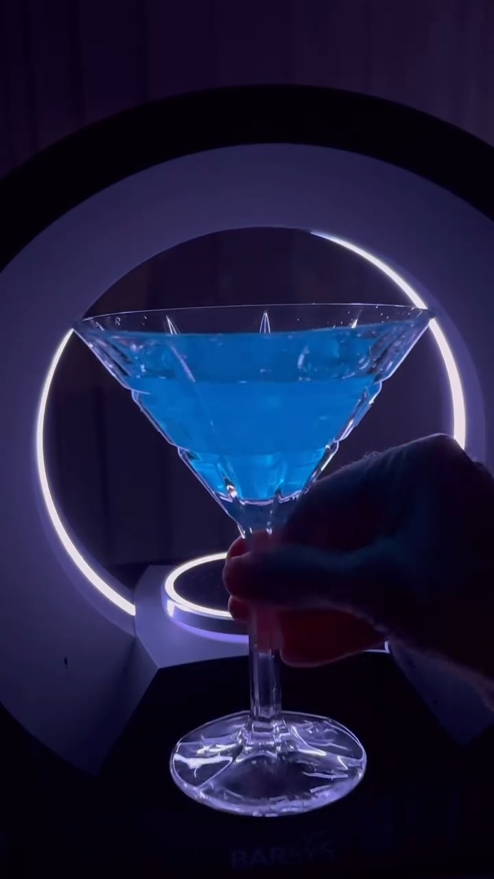 Amazon must-have for your Holiday Parties!🎉 🎄Share this with someone who you KNOW would love it!

COMMENT FOR LINKS or s