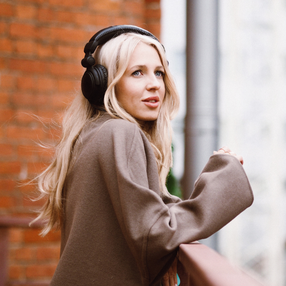 Magnetize Wealth & Success – The Ultimate Subconscious Upgrade thumbnail