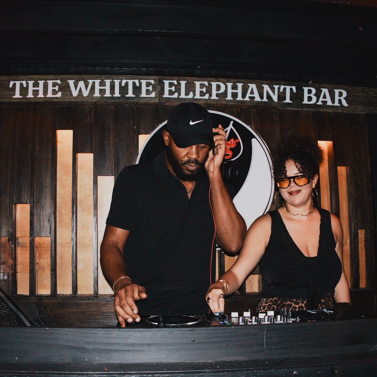 Tech House Mix, Live from White Elephant for UM RECS thumbnail