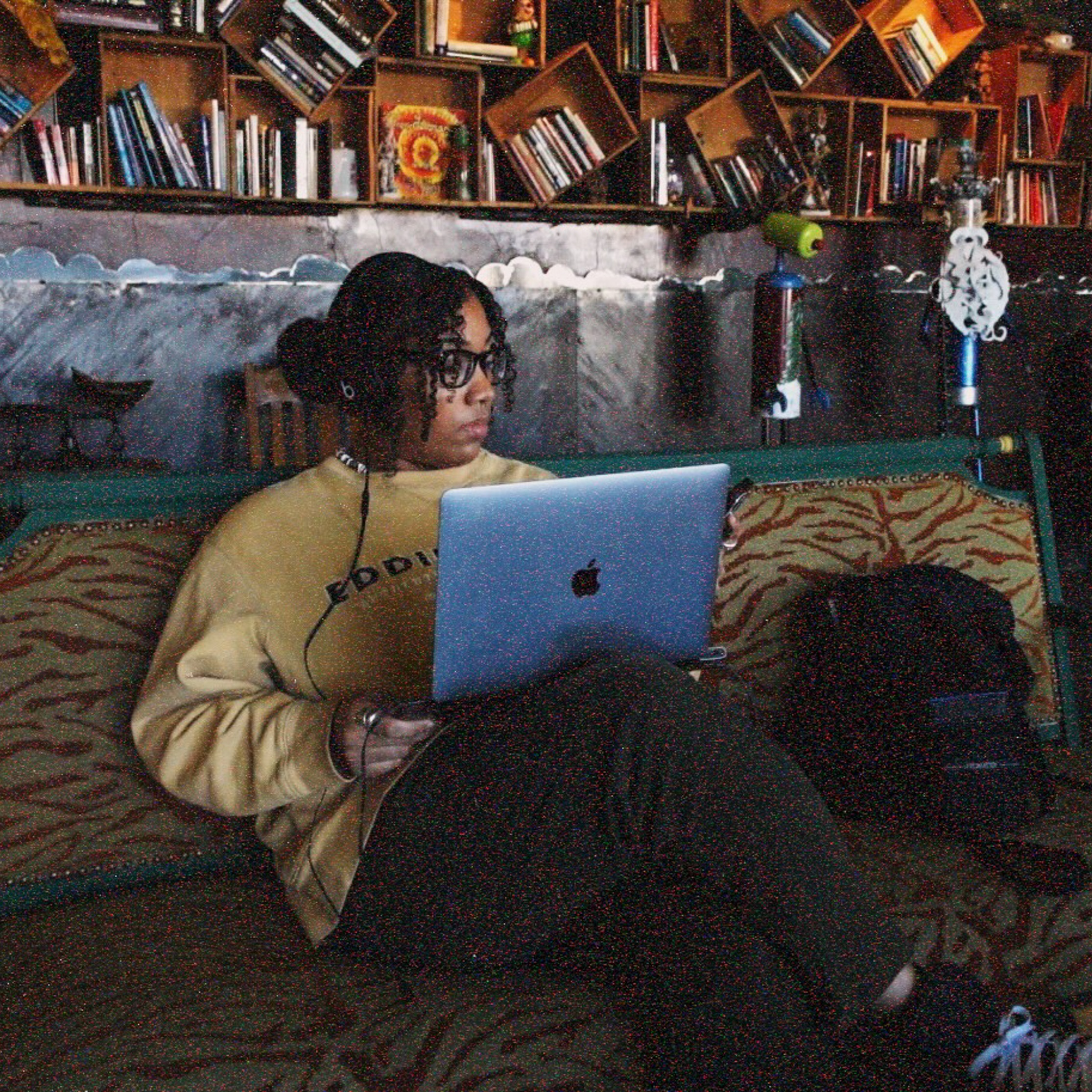 Listen to The Real Confessions Podcast thumbnail