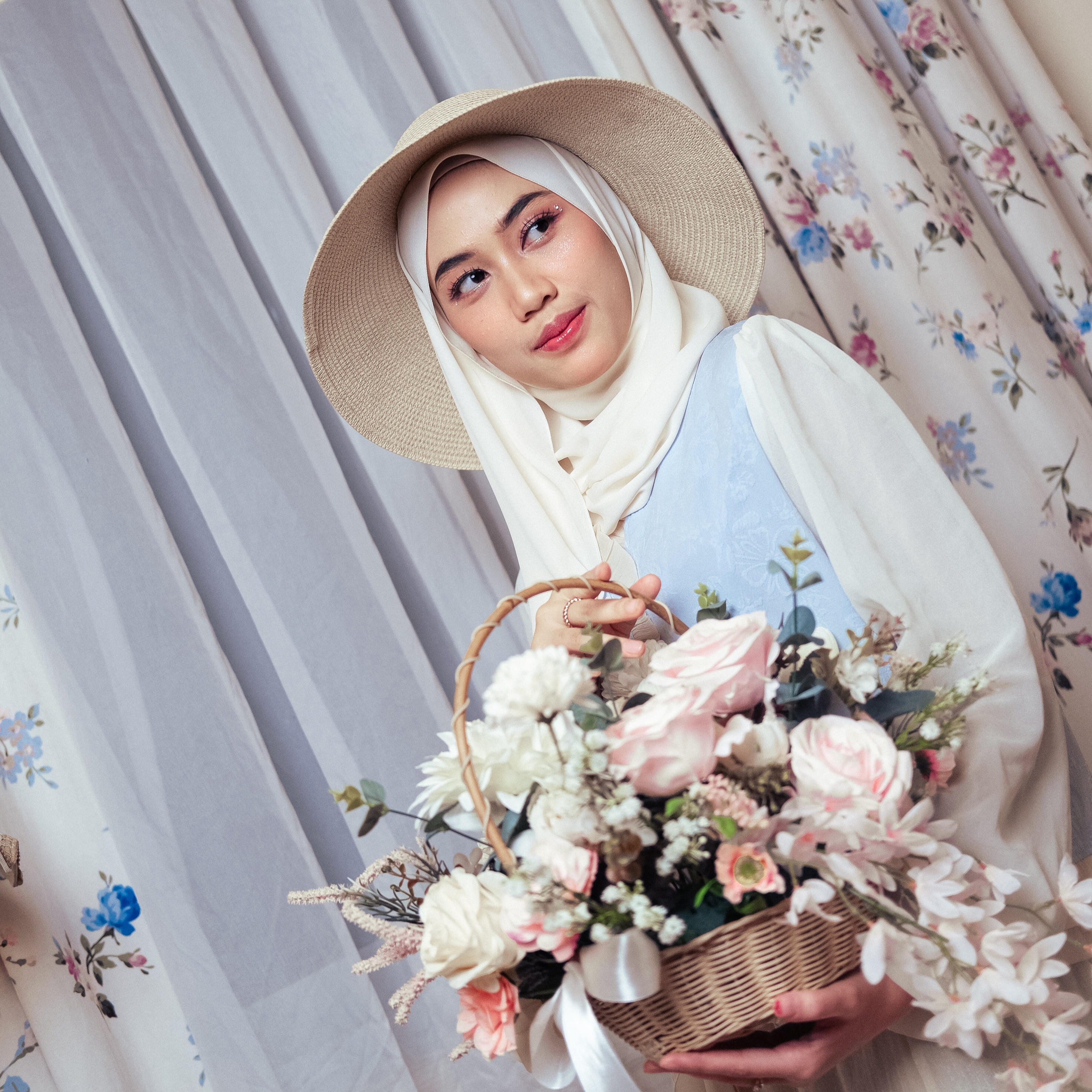 Admin Sewa Toga (Aisyah Nur Hasanah) thumbnail