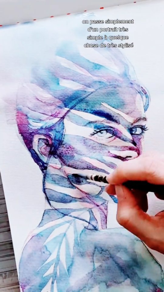 Mon premier post de la nouvelle année 2023, en attendant que ma galette des roi cuise 😊😊 rien qu'à l'odeur j'ai hâte 🥰

