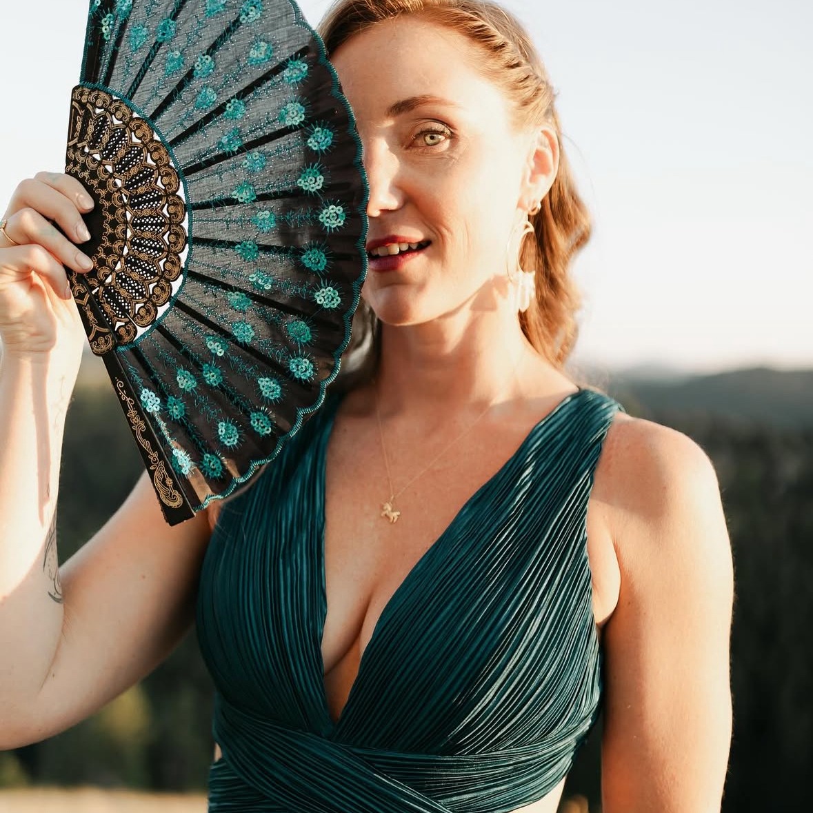 Sexy Rich & Wildly Fulfilled Waitlist thumbnail