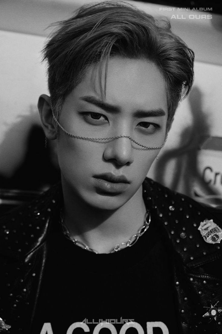 「CONCEPT PHOTO 04」 Rider ver. from kunho to <ALL OURS> thumbnail