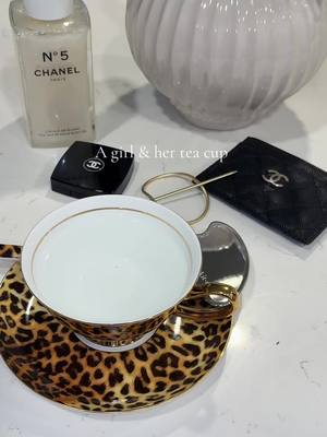 She’s the moment ✨🐆 @Kitsch gua sha @Chanel #fyp #oldmoneyaesthetic #teatime 