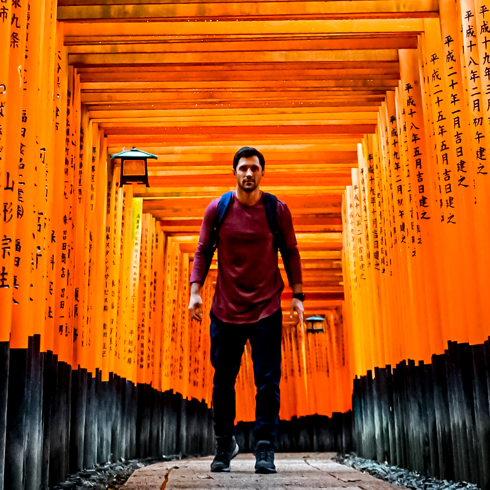 ULTIMATE SOLO TRAVEL GUIDE thumbnail