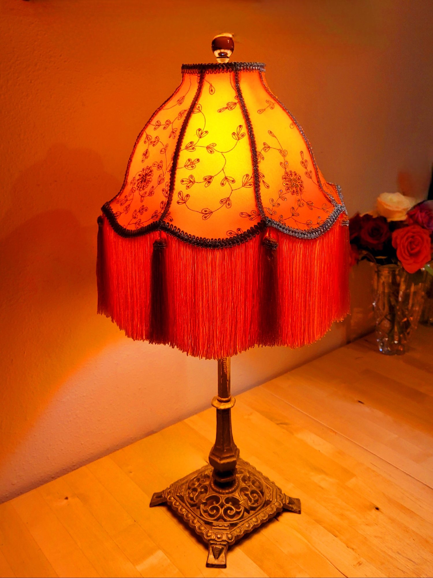 Elegance Lamps - Antique Lamps & Handcrafted Victorian Lampshades thumbnail