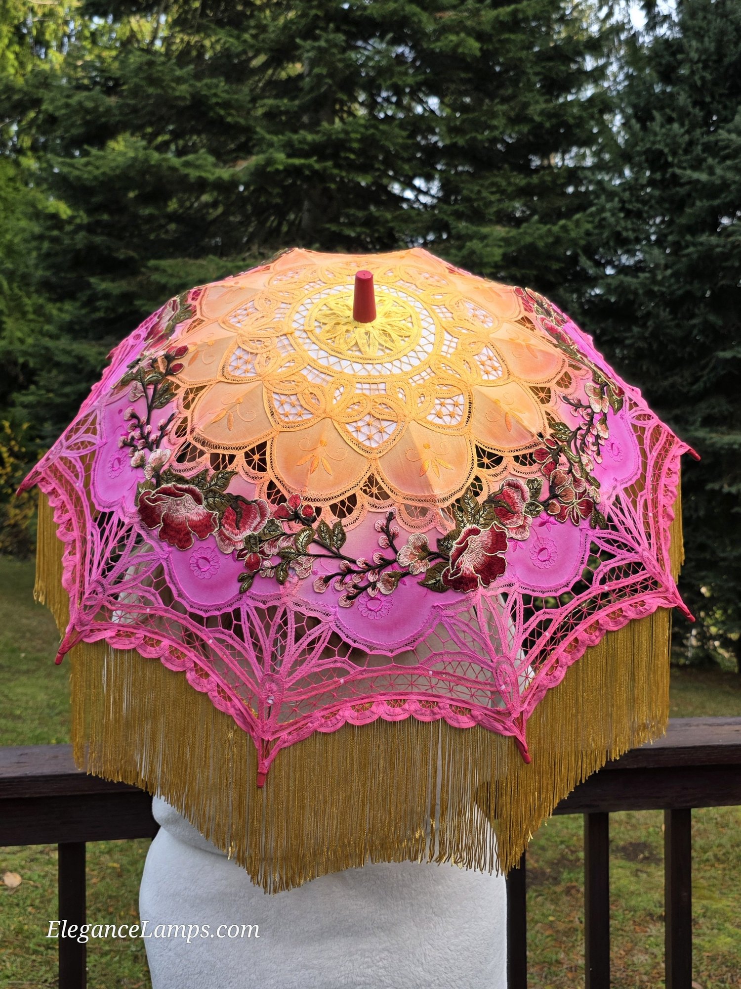 Sedona LED Parasol thumbnail