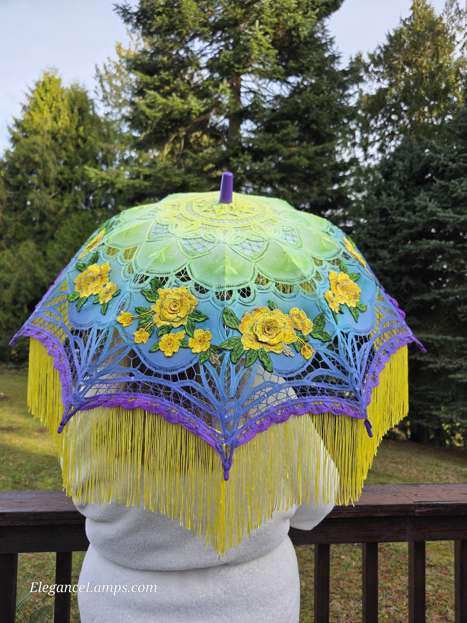 Sunflower LED Parasol thumbnail