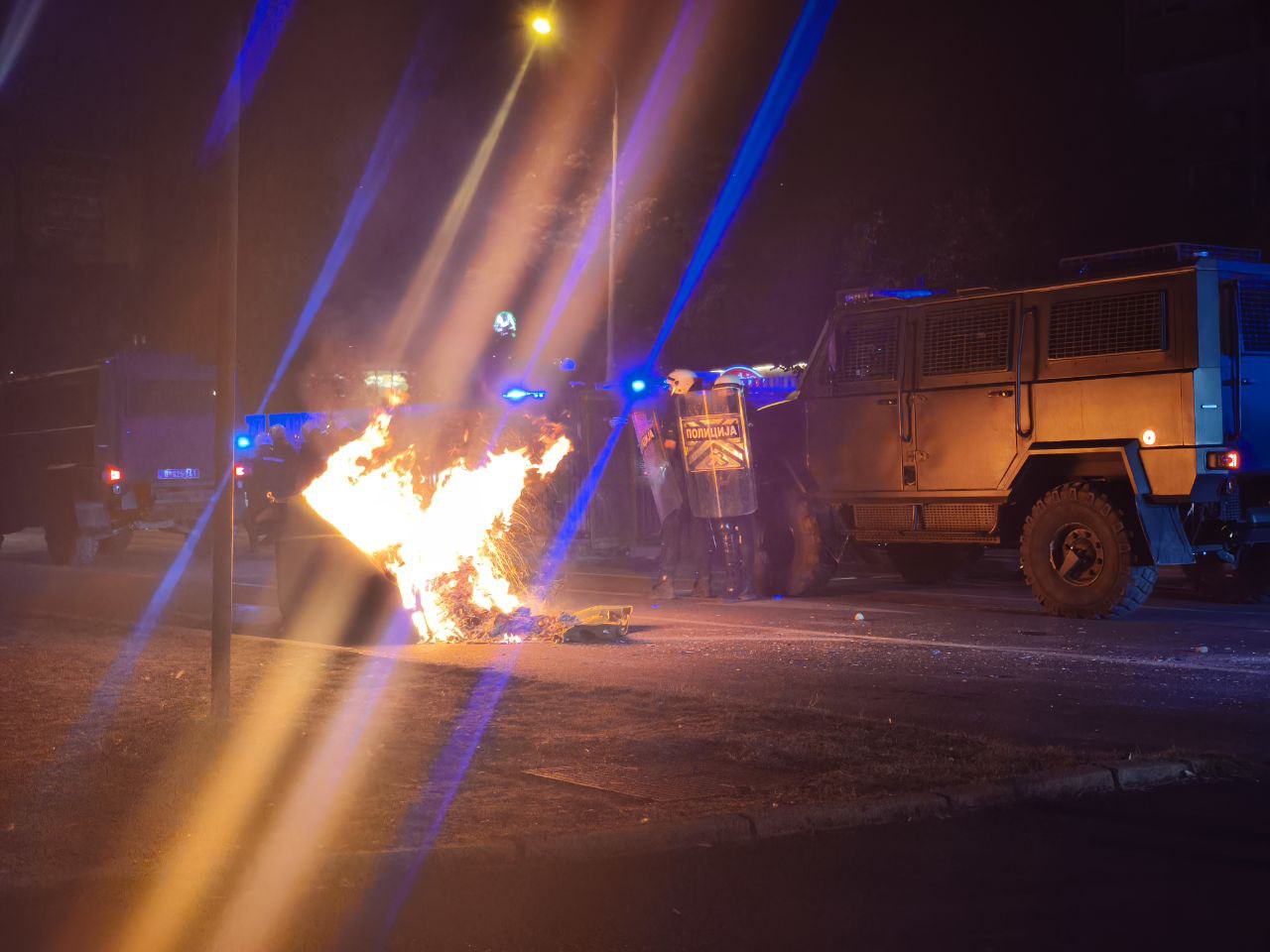 Tear Gas and Defiance: Serbia’s Streets Erupt Against State Violence | Mašina thumbnail