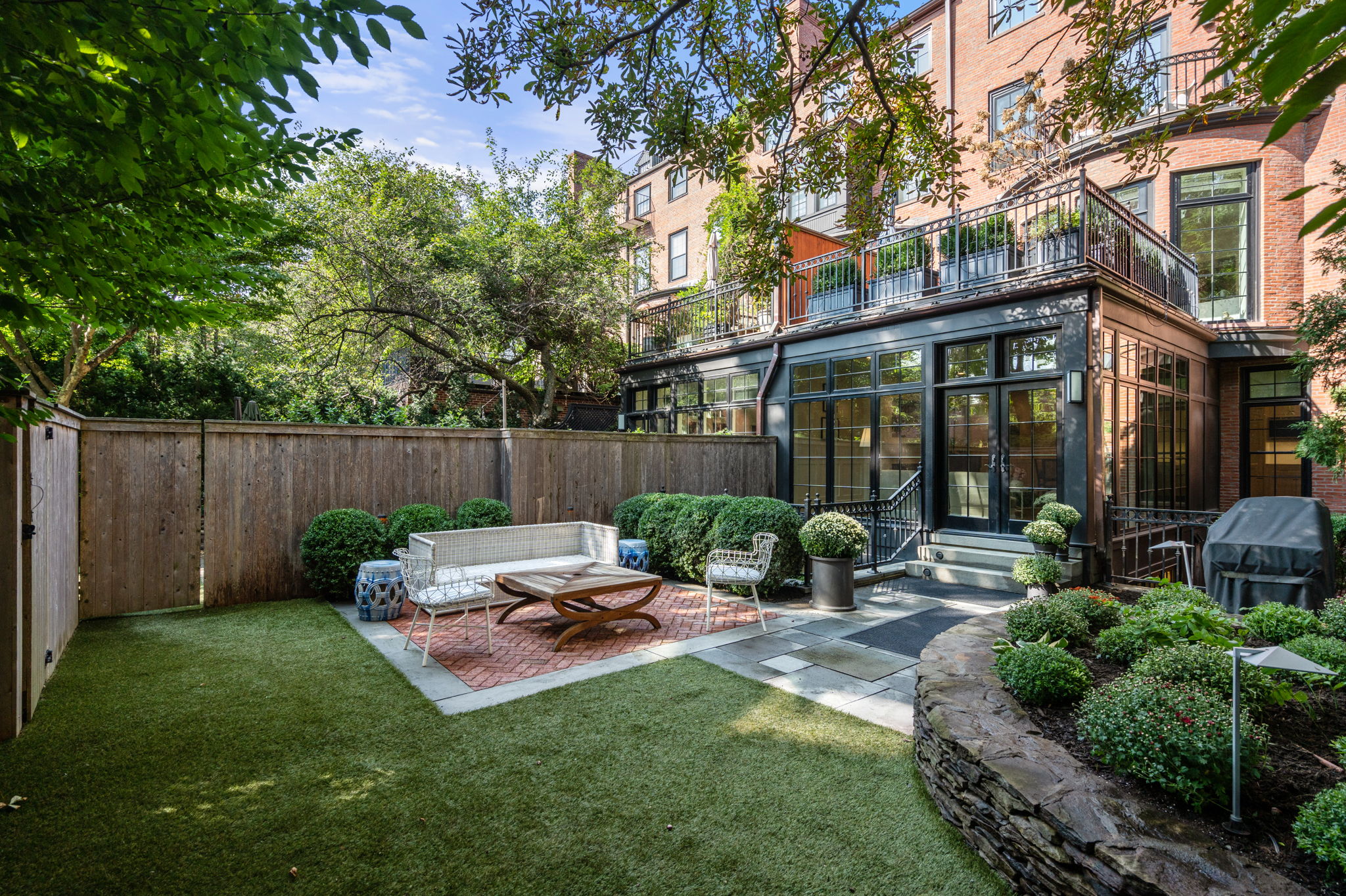 28 Mt. Vernon Street, #1  thumbnail