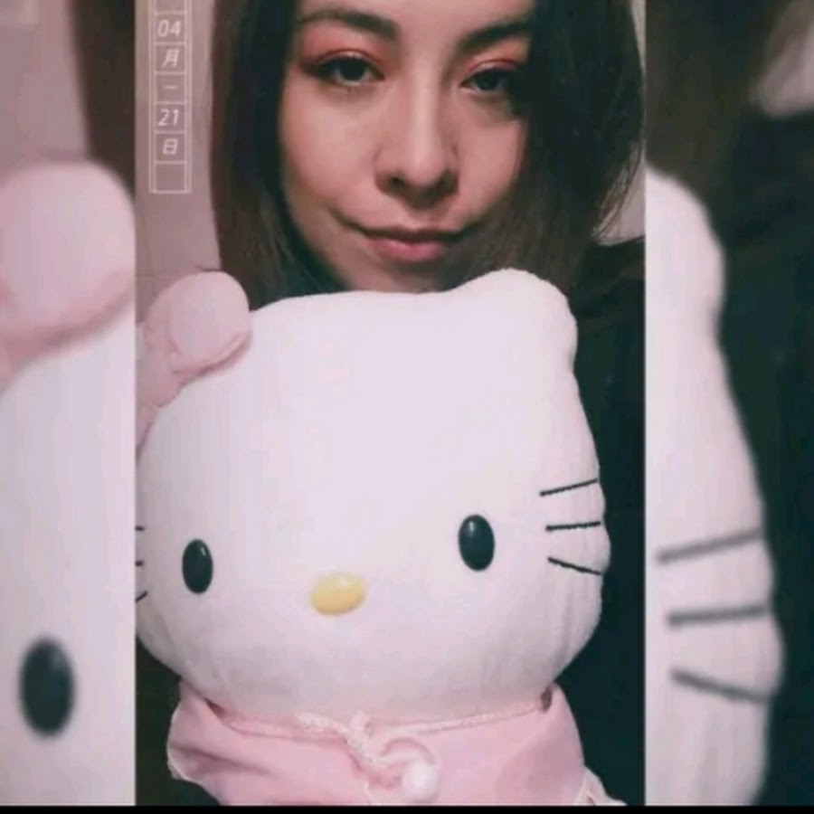Danii BlackRosse♡ thumbnail