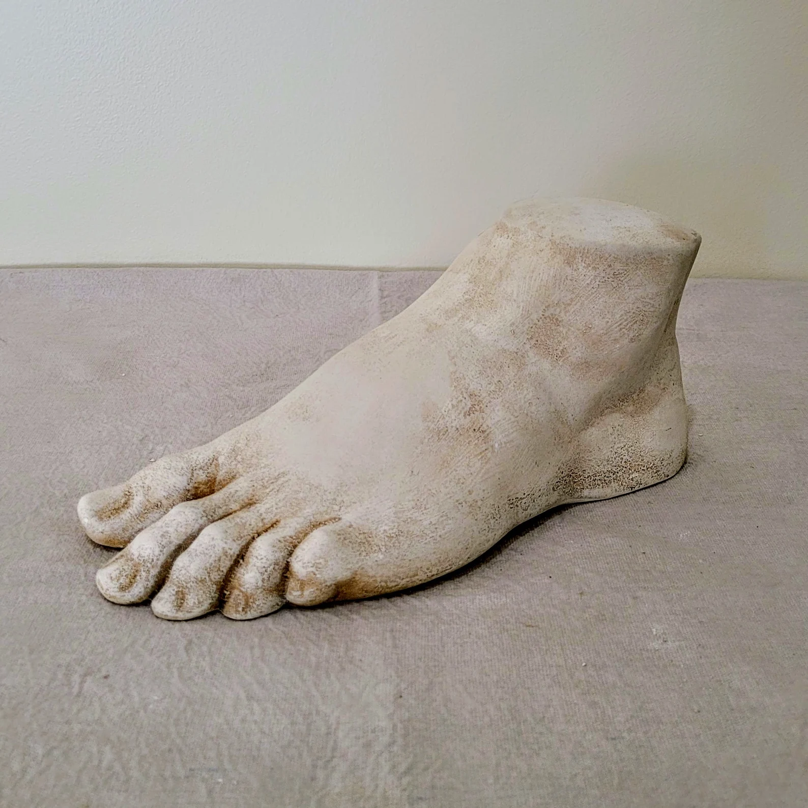 Michelangelo David Foot Sculpture thumbnail
