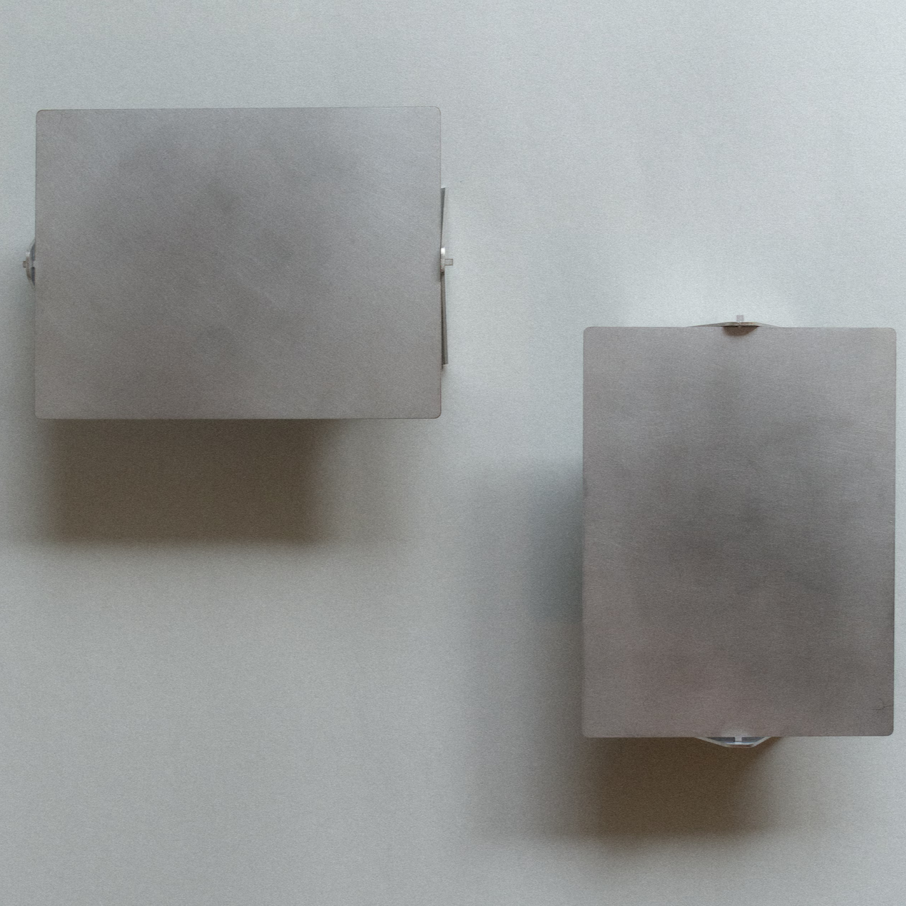 Metal candle holder thumbnail