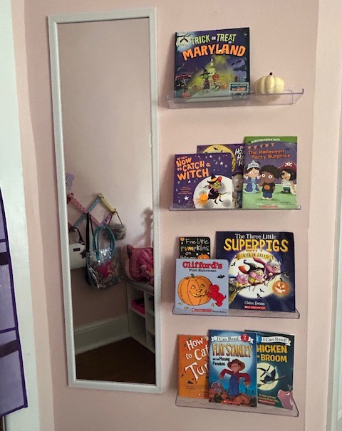  Maddie's Bookshelves (Clear Acrylic with scalloped edge) thumbnail