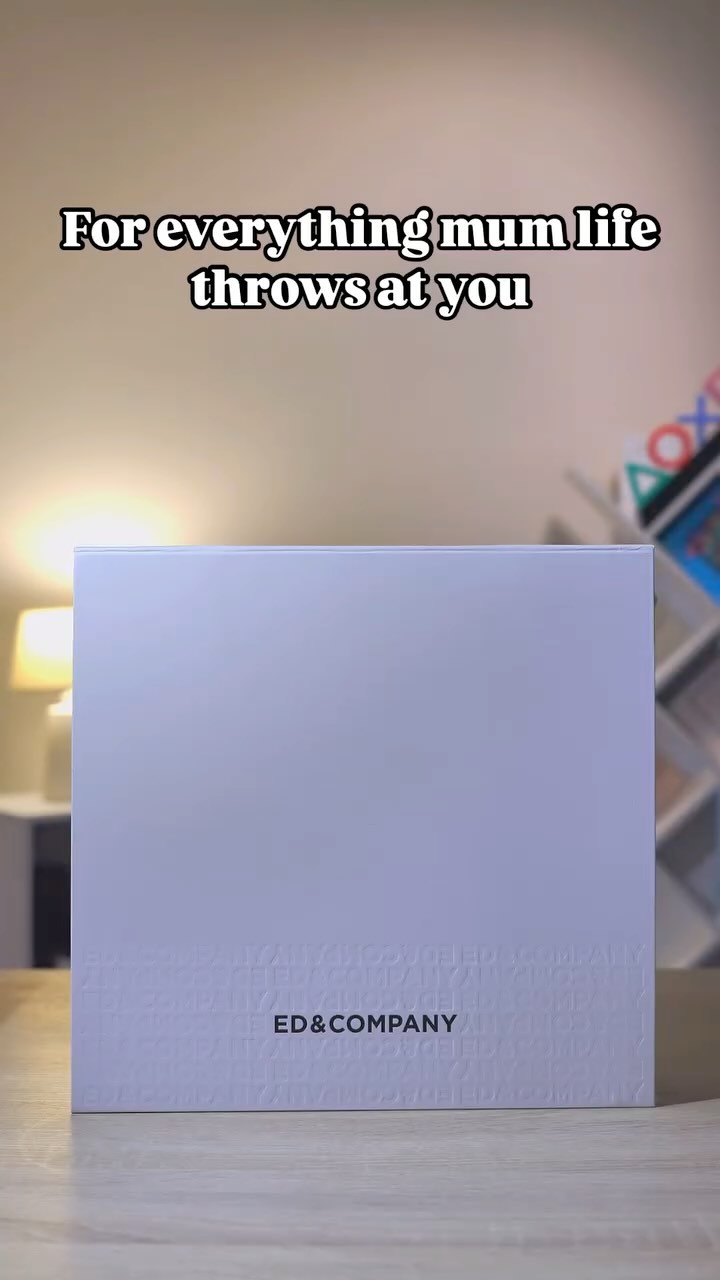 ad | Have you ever felt that as your child grows, your bag grows, too? 😂
Toys that has to be taken with you, massive sna