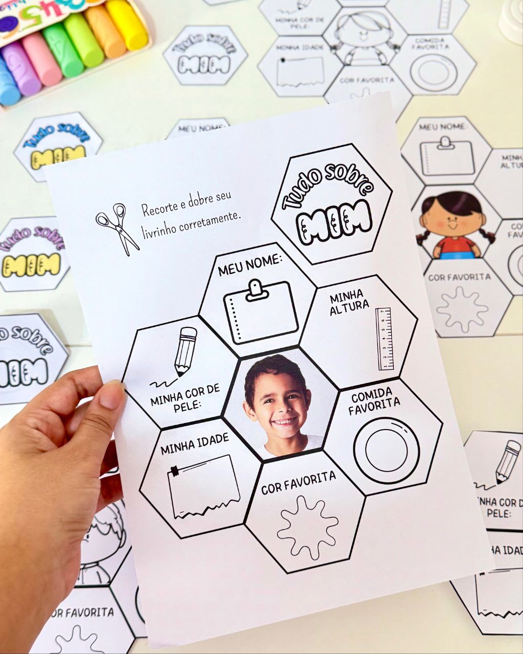 LAPBOOK TUDO SOBRE MIM thumbnail