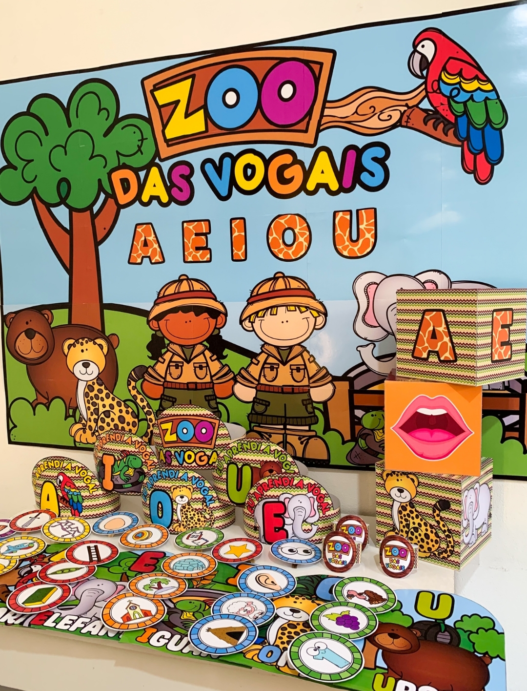 ZOO DAS VOGAIS thumbnail