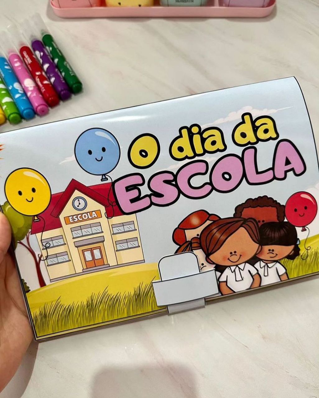 Livro 3D - Dia da Escola thumbnail
